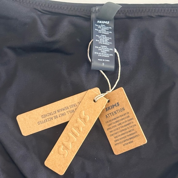 Skims swim mid waist bottom - size small - onyx - Picture 3 of 7